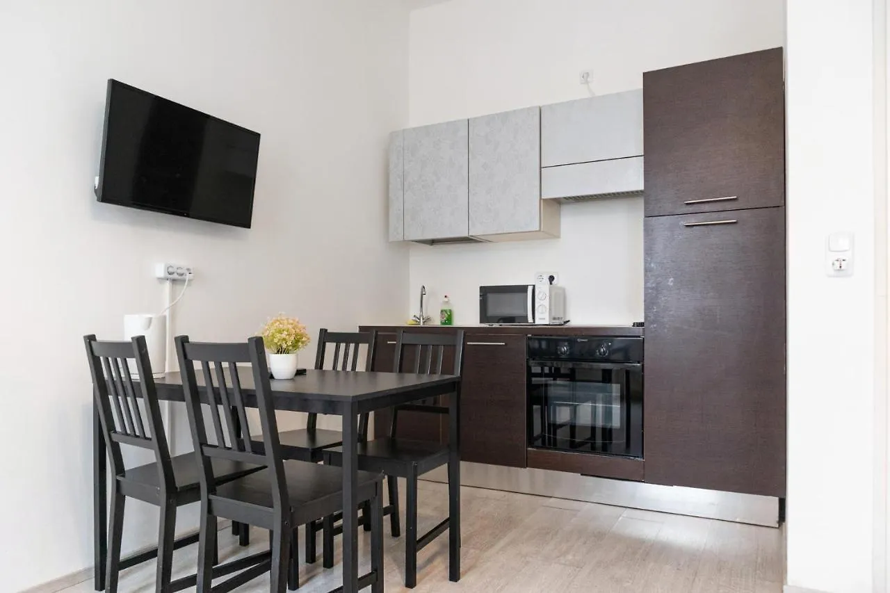 アパート Pleasant 2Br - Perfect For Long Stays ウィーン
